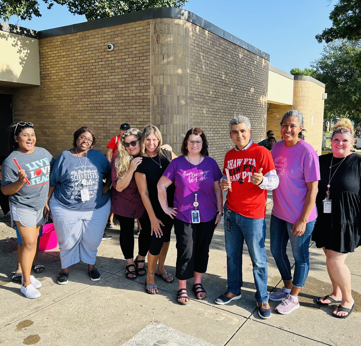A wonderful, successful Popsicles with Principals @ShawBulldogs. We felt so welcomed by the community! #GrowingLoveAndDetermination
#Shawsome
#MadeToExcel
#MISDExcellence
#ExcellenceAlways
#BelieveinMesquite