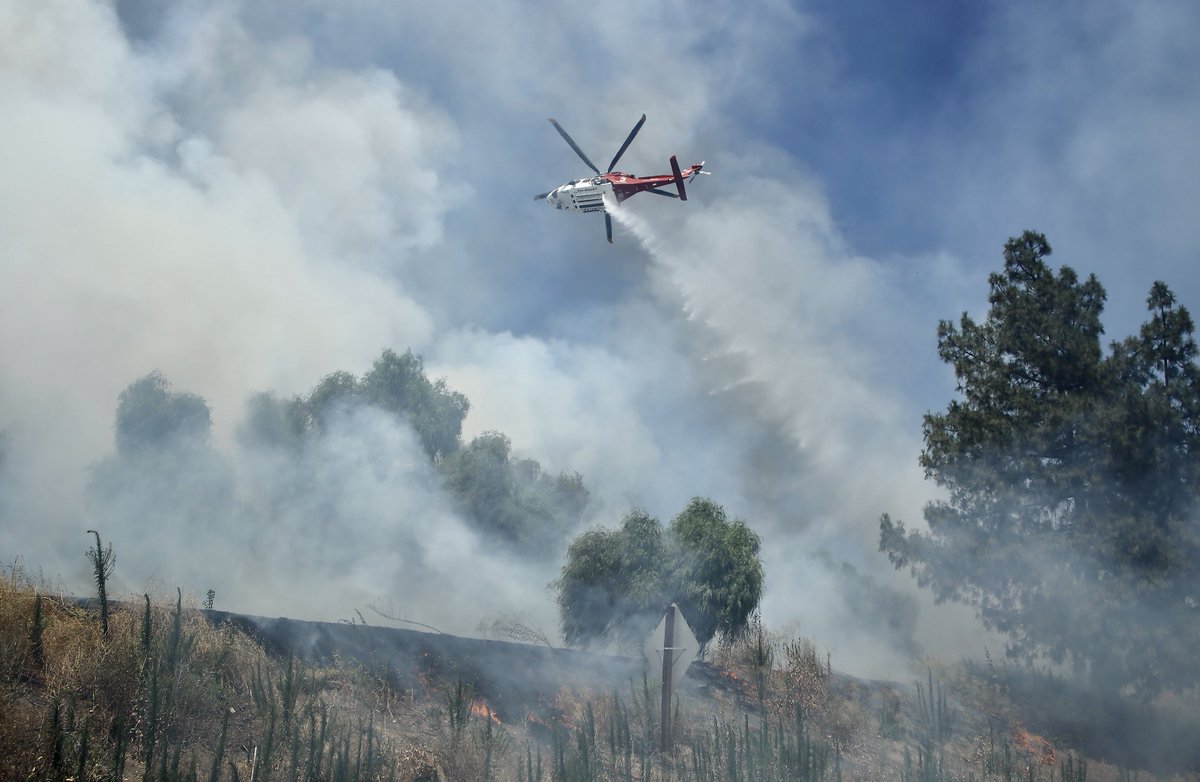 ShorealoneFilms's tweet image. MORE!! From the #brushfire along the 118 today in #GrenadaHills @LAFDtalk
 7-27-23