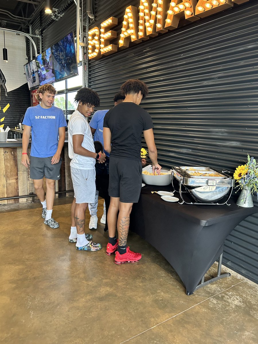 Friends Univ. Men's Basketball tweet media