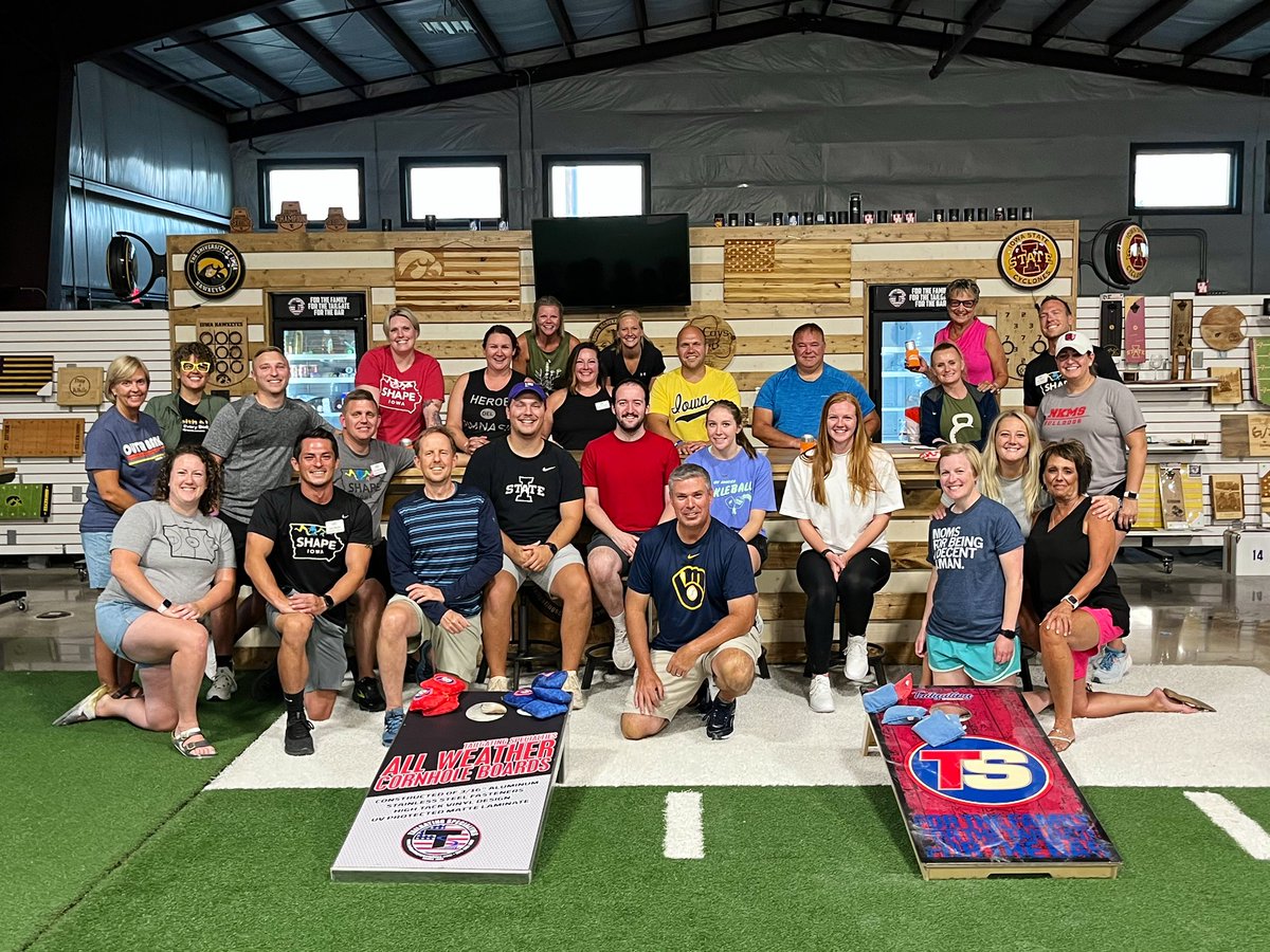 Having a great time at tonight's social! Thanks to <a href="/StrengerTom/">Tom Strenger</a> and <a href="/SHPhysEd/">School Health Physical Education</a> for providing the fun and taking care of our attendees. #SHAPEiowa23

Also thanks to <a href="/ShaferPhD/">Eric Shafer, PhD</a> for the sweet location!!