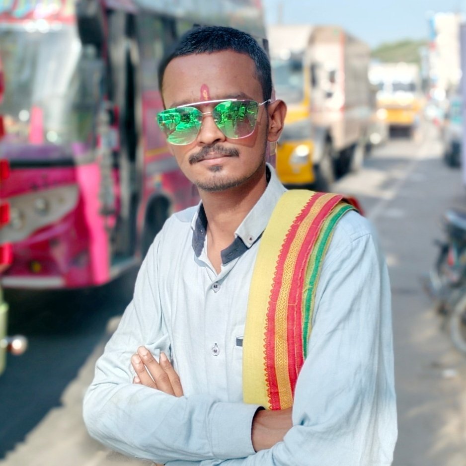 nmali1995's tweet photo. #NewProfilePic https://t.co/dsq8FlIz3O