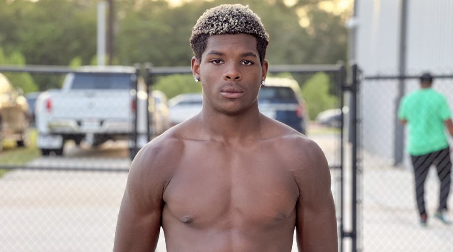 WillTurboff's tweet photo. Several sources close to Andrew Marsh have confirmed that the Elite 2025 wide receiver will be taking an unofficial visit to Nebraska this weekend.

Marsh will join many #Huskers commits and some of the program’s top targets in Lincoln.

🔗: https://t.co/dVmD8RJMuf https://t.co/L7PyrdQRSp
