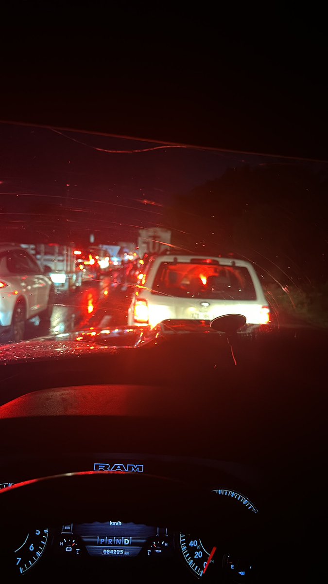 LIMONEX's tweet photo. #Veracruz sigue siendo el estado con las peores carreteras del país!!!
Gracias a #cuitlahuac otro sexenio desperdiciado!
#pasodeltoro #trafico @CAPUFE @GN_Carreteras @GobiernoMX #sict https://t.co/spXMtPE4e2