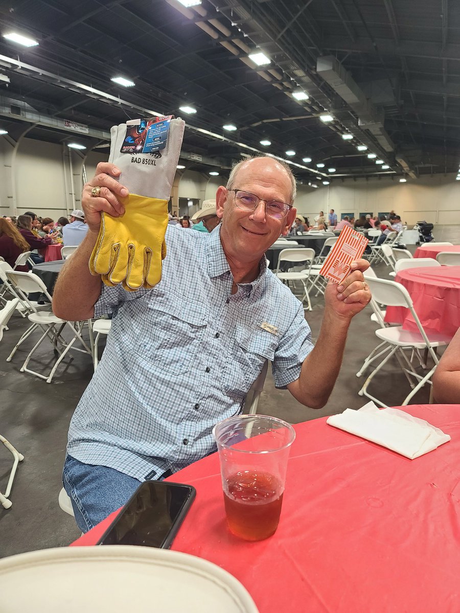 TheFosterFFA1's tweet photo. @LamarCISDCTE LCISD ag teachers in Dallas expanding their knowledge preparing for the year and getting recognized. Mr.Parker on 15 years of teaching &amp; Mrs.Whipple on 5years. Mr.T also won a door prize!!!! https://t.co/NnuZYjhyTb