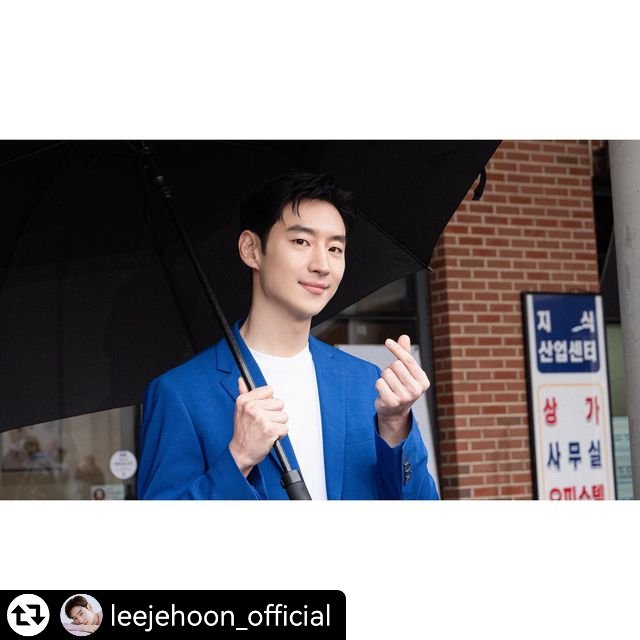 PHHoonist's tweet photo. @leejehoon_official
Instagram Update
07272023 📸
⠀
Caption~
☺️☝️💙

#care1 #케어원
#이제훈 #LeeJeHoon
#Hoonstagram https://t.co/5onWPfG6EE