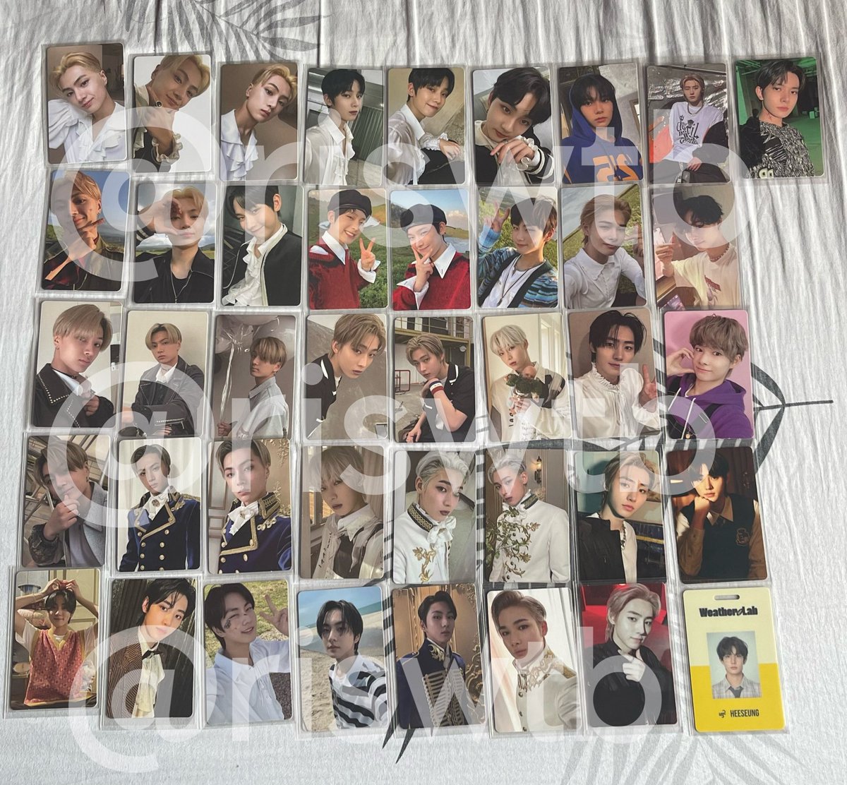 riswtb's tweet photo. wts lfb | ic 

hello, may interested po ba?
will be sold in smaller sets

🏷 sunoo beret doll jay balloon dawn dusk pc jungwon ring hee hoodie sunghoon sakristan apple won jungwon yet ni-ki pc heeseung zombie up hype down https://t.co/BTV9GK8ahZ