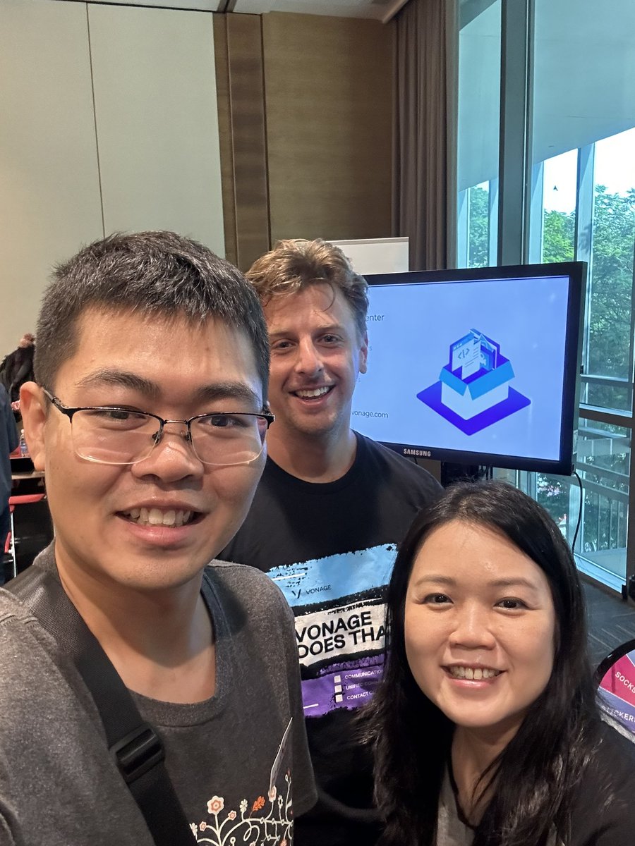 Hung Viet Nguyen tweet media