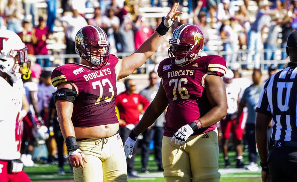 Roberto_Rodz71's tweet photo. #AGTG After a great camp and conversation with @CoachShoeOL I’m blessed to receive my 2nd offer from @TXSTATEFOOTBALL.

@OLCoach_bwill @DeerFootball https://t.co/vhjH4MO2pu
