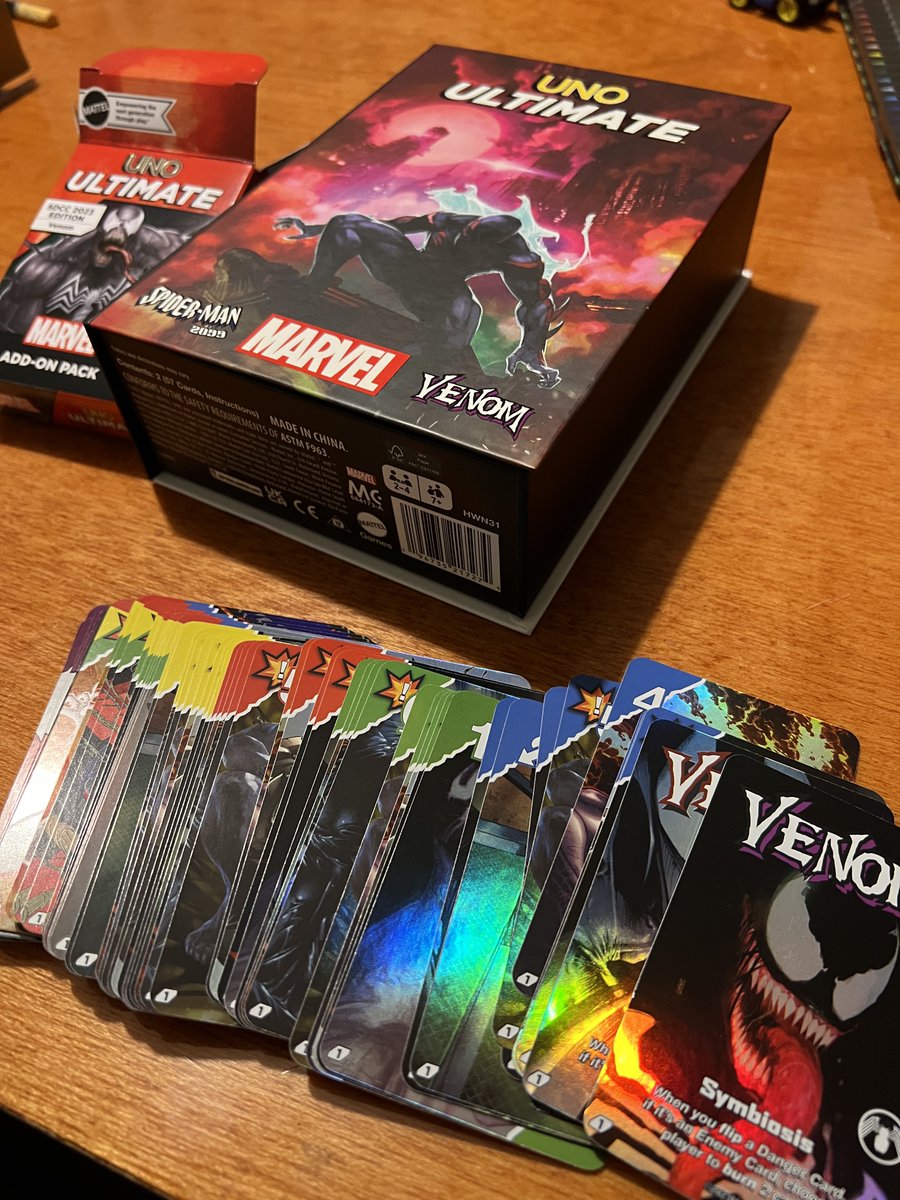 Skywakko's tweet photo. Le cambiaron la onda al UNO. #UNOultimate #Venom #SpiderMan2099 https://t.co/OxDpKjg5zH