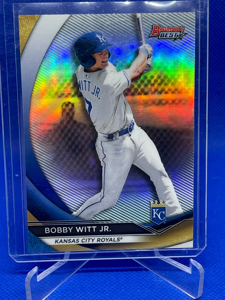 TiskaSue's tweet image. I lost a little interest in cards recently for personal reasons, but @ltillustrations inspired me from @nsccshow tonight. No better way to find  happiness then with a giveaway, so a 2020 Bowmans Best Bobby Witt Jr refractor it is 😉
Like and RT, I’ll pick a random winner 8/6. ❤️