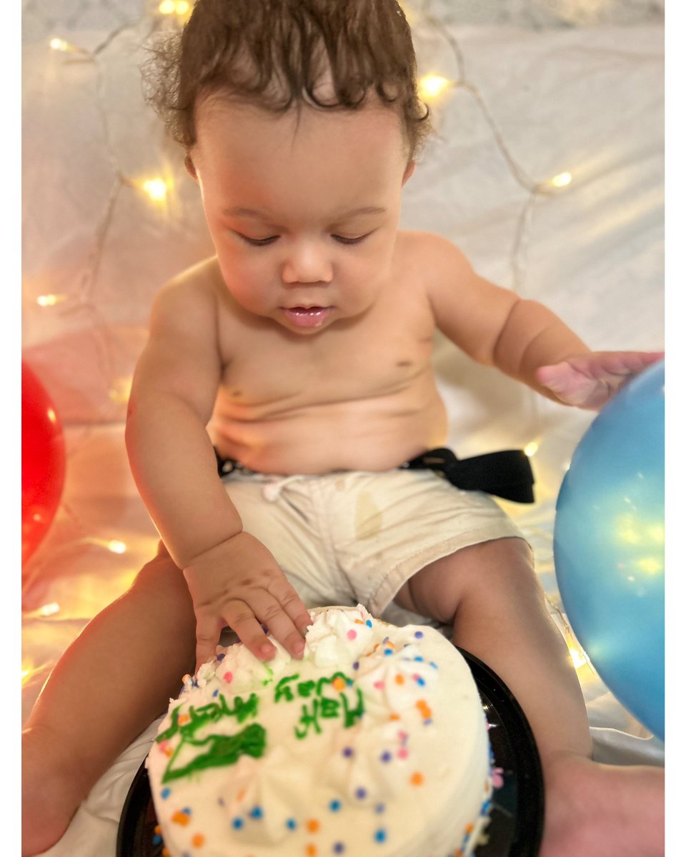 CeeSimminYT's tweet image. Annnnnd just like that, RJ is 6 months old today! Mommy’s big boy.🥹🫶🏼🤍