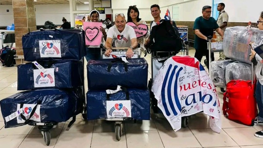 Llega a #Cuba cargamento con más de 10 mil catéteres intravenoso e insumos médicos para hospitales pediátricos ⚕️💉.

Gracias #PuentesDeAmor ❤️ una vez se demuestra que #CubaNoEstaSola 
#NoMasBloqueo