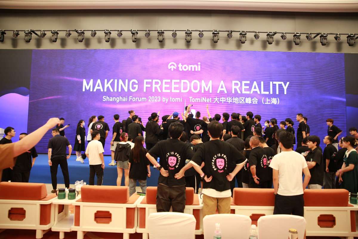 CryptoLinns's tweet photo. 7月24、25号在上海参加了TOMI项目的中国行，私下和项目方交流了，公开会参加了，饭也吃了，确确实实的验证了 一些事件，未��2个月Tomi会有一些利好，包括交易所，韩国行，技术突破等！ $TOMI 在下周之前是一个很好的建仓机会！另外之前说过的质押推广活动也开始了，有兴趣的小伙伴可以私信我！ https://t.co/rIPJdGEWnP