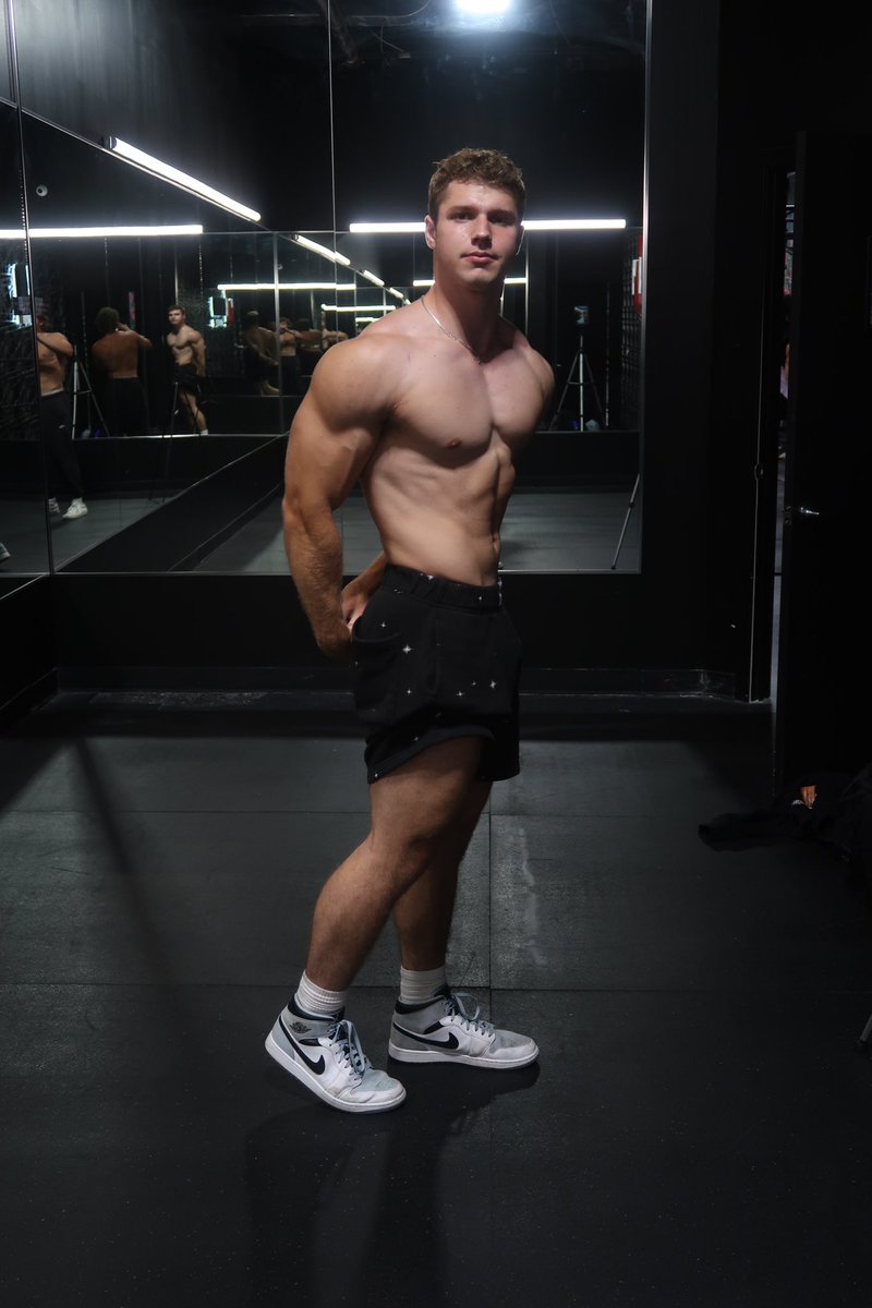 Jetohler's tweet photo. Excuses are for the weak. https://t.co/Er8oduLUAb