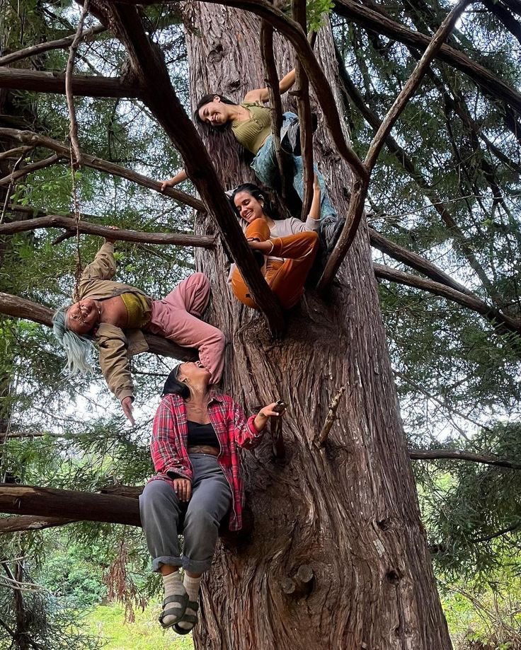 itsteryn's tweet photo. #hpsummerofsin A post-graduation trip to the woods is just what the Gryffindor and Slytherin crew needed. https://t.co/dEPKOoEgoc