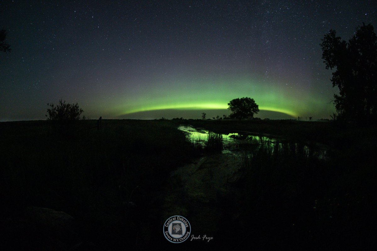 CentralDakSWXC's tweet photo. A few more Aurora shots from a few nights back(7/25-7/26/2023). These were taken with my wide angle lens. - Josh near Granville, North Dakota #pentaxk1mkii #capturend #Aurora #ndwx @TamithaSkov @TweetAurora https://t.co/a7wIRH8ZLD