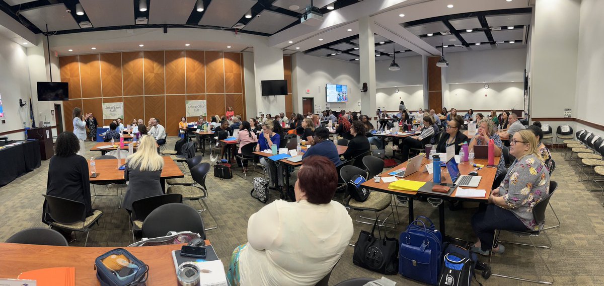 Michele Webb (@inspirewebb) on Twitter photo My favorite time of year! Welcoming our newly hired and promoted administrators of PWCS.  An amazing group of professionals, committed to the PWCS Vision. 🙌🏽<a href="/PWCSNews/">PWCS</a> #PWCSLeadership My favorite time of year! Welcoming our newly hired and promoted administrators of PWCS.  An amazing group of professionals, committed to the PWCS Vision. 🙌🏽<a href="/PWCSNews/">PWCS</a> #PWCSLeadership
