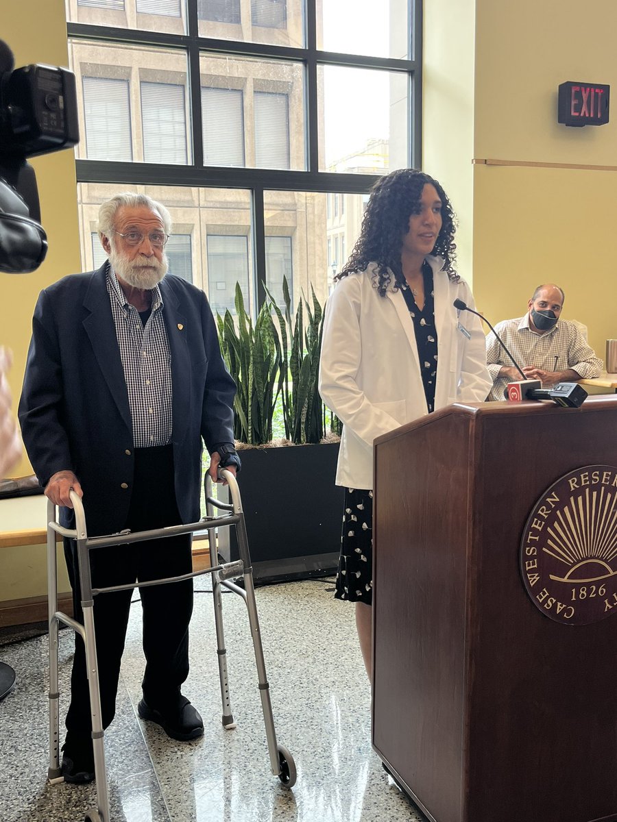 caseccc's tweet photo. Former SEO/YES student, Ese, credits the Case Comprehensive Cancer Center program for 13 med school offers. Of course she chose Case SOM. #caseccc #cwrusom #casesom #brilliance https://t.co/MnVcHVCcAu