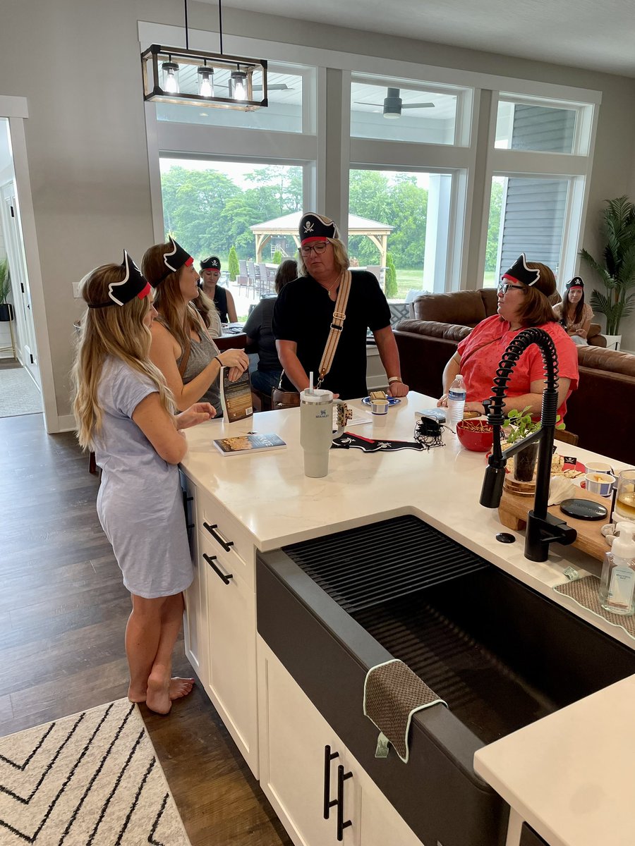 Kylie Ringhiser tweet media