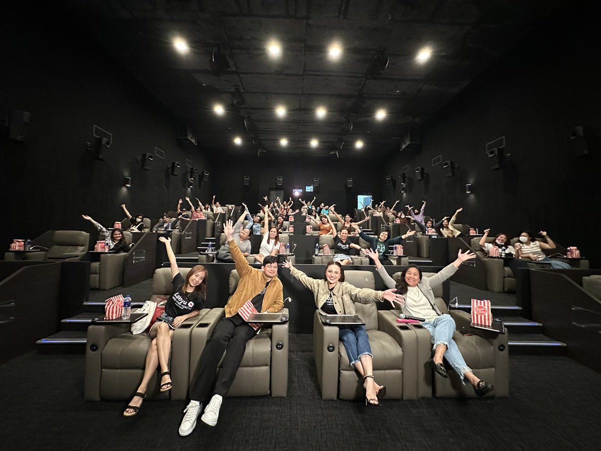 GMAPictures's tweet photo. Napanood na nila! Kayo? Napanood niyo na rin ba ang #TheCheatingGame? 🤩

Huwag nang magpahuli at manood na sa mga sinehan nationwide! Kita-kits! 🍿 https://t.co/gyfQS0NTBQ