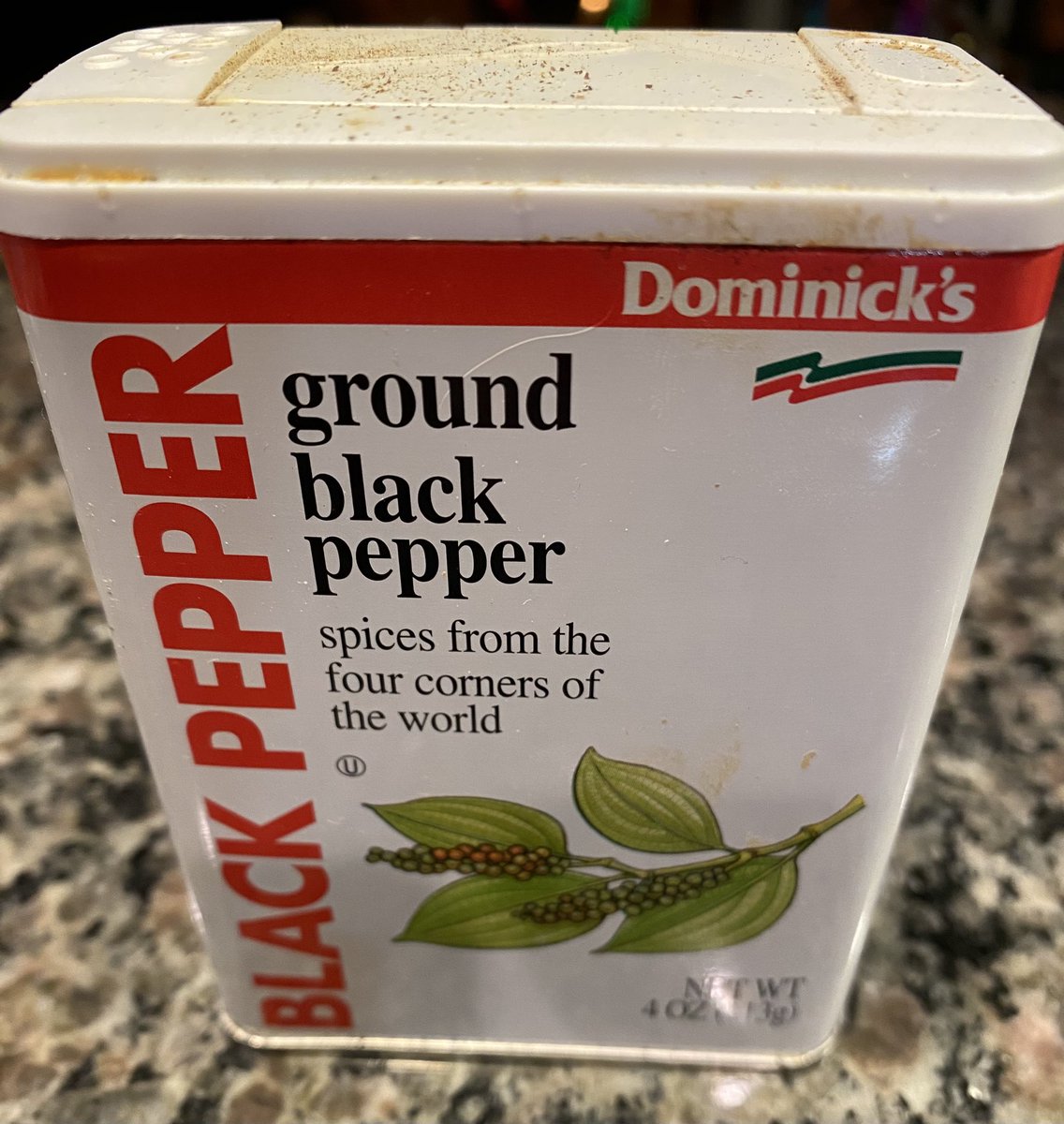 DiannaSeda's tweet photo. @Chicago_History After all these years…#Dominicks https://t.co/9t2bqsa5CI