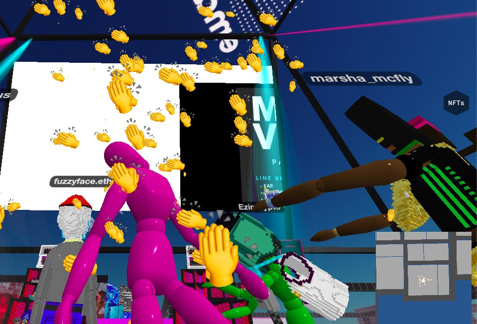 Another successful @cryptovoxels Voxels MN8 Party with my favorite @EmanateOfficial degens ✅ 🎉✨💖