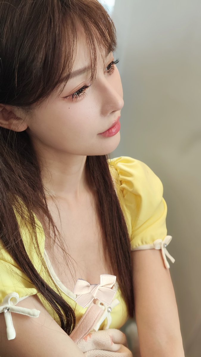 还没睡醒就出发了 原谅我乱糟糟的头发😢
下一站到哪儿.. https://t.co/qRuEU1lsxS