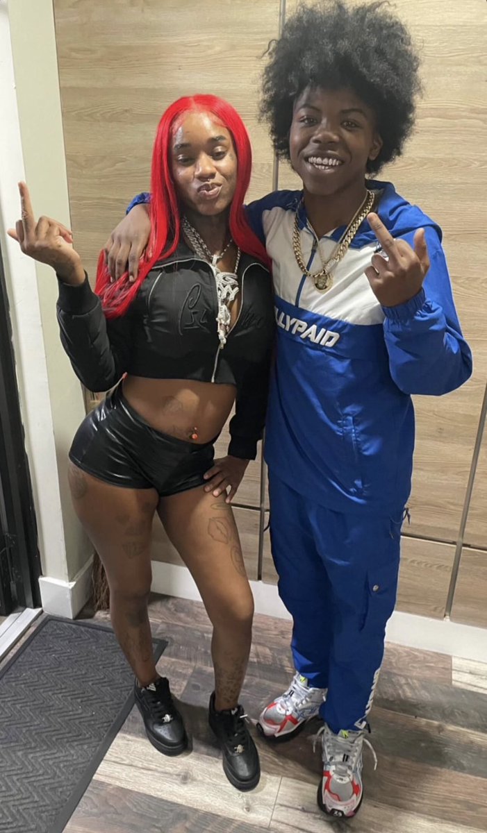 OsoChattin's tweet photo. #Bloodie links up with #SexyyRed 🗽

#hiphop #rap #music #drill #nyc #oy #harlem #osochattin #news #trending https://t.co/foYJAdaZAi