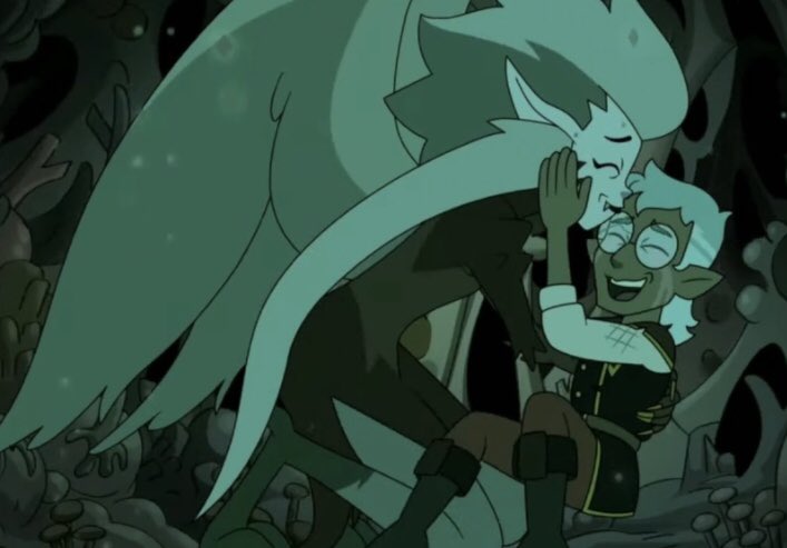 huntrixi's tweet photo. lumity has their spins, huntlow has their hugs, raeda has their kisses and gustholomule has bullying https://t.co/idrUBOfuuj