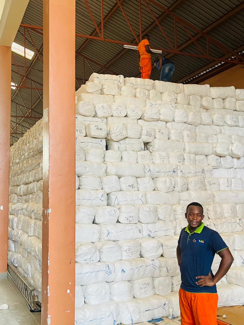 nmsuganda's tweet photo. Delivery of Long Lasting Insecticidal mosquito Nets (LLINs) to wave 2B districts is ongoing.
We have so far delivered 100% to the districts of Dokolo, Bugweri, Nakaseke, Lwengo, Masaka, Kalungu and Bududa.
#MalariatoZero
#NMSPassionateAboutYourLife https://t.co/yAjtp3giDP