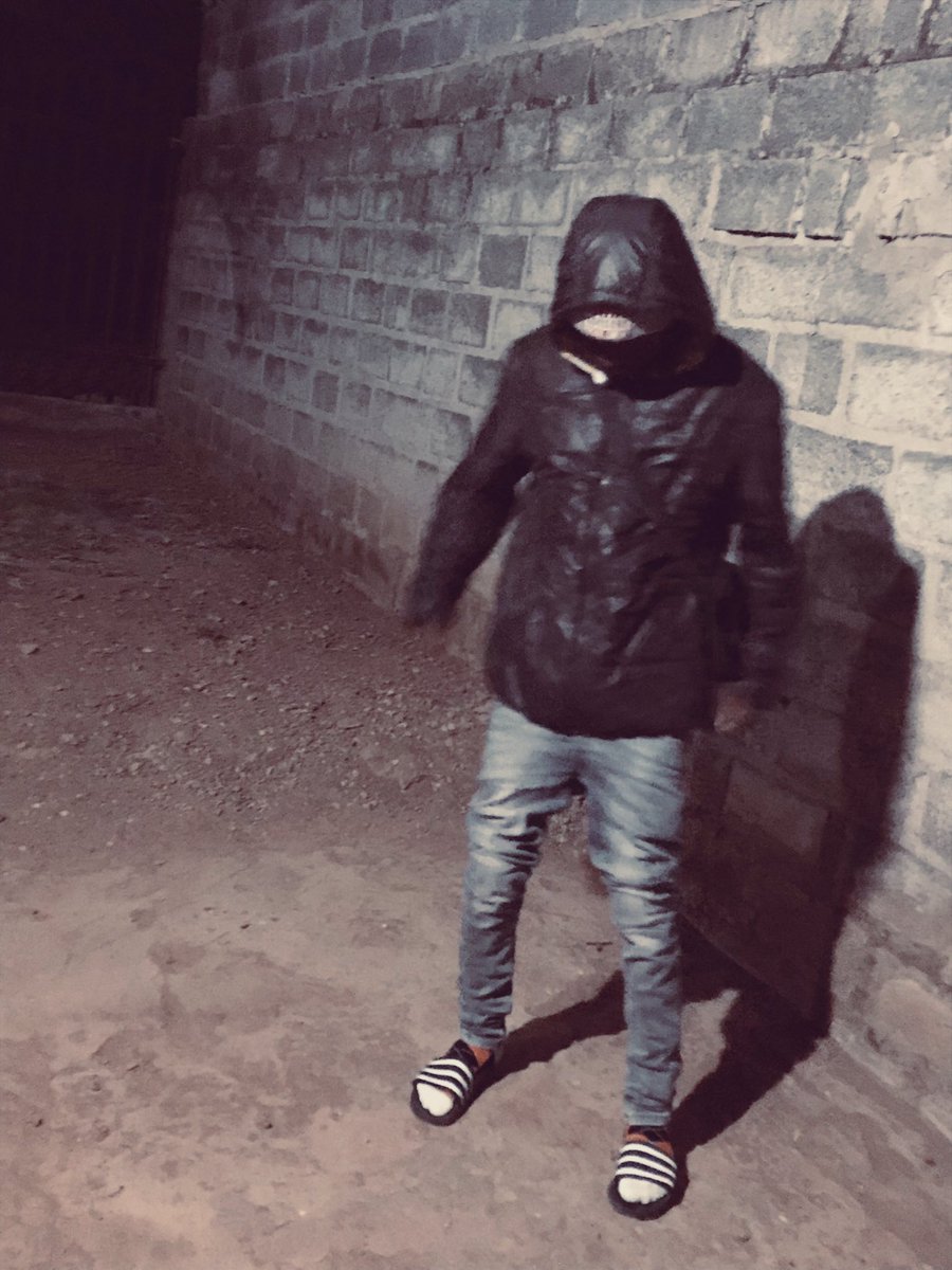 Mr_Mulumbwe's tweet image. More of hard work + some illegal staff = success 💸
Can’t be sleeping 🛌 through the night.
#DreamChaser 
#Staypure 
#4pf