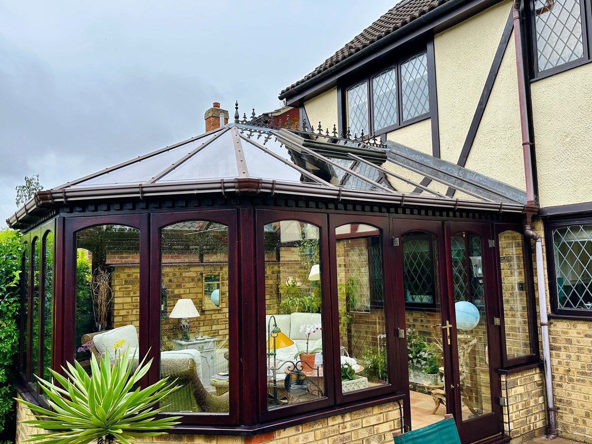 C. Rose Cleaning tweet media