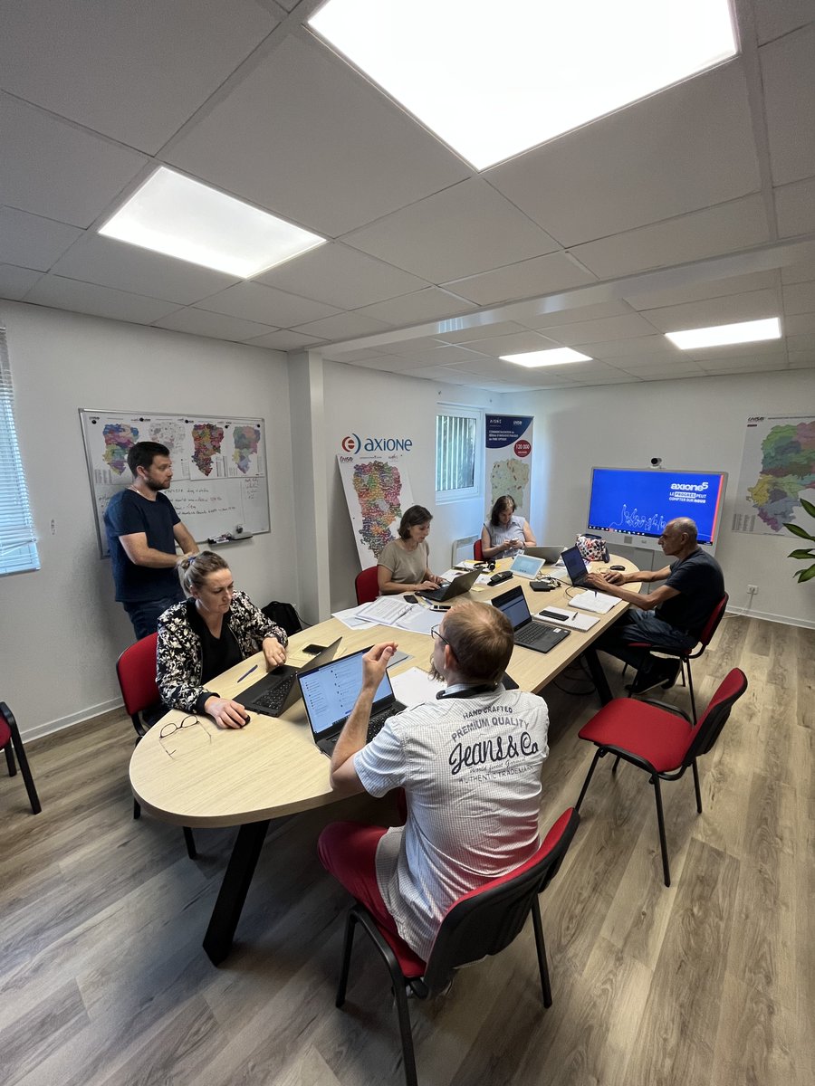 aisnethd's tweet photo. Un exercice nommé « Brigadier » simule une attaque importante sur le réseau de l’Aisne. L’objectif : Tester les capacités d'Aisne THD face à une crise majeure.

Un exercice enrichissant pour tous et qui participe à l'amélioration continue de l'exploitation du RAISO. https://t.co/NyWhOzoEiN