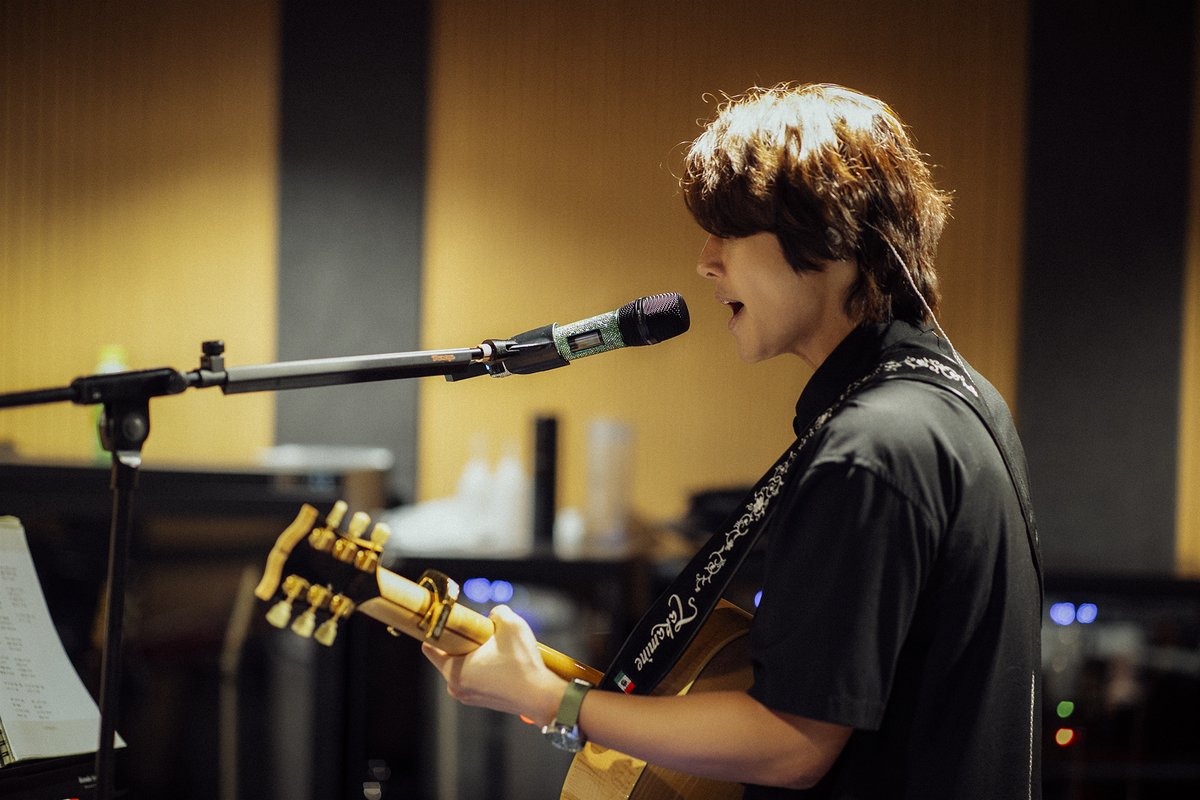 라이징 임팩트 콘서트 준비가 시작되었습니다. 그간 보여드린 라이브 그 이상의 이 세상에 없던 라이브를 보여드리려고 노력 중입니다. 전 세계의 헤네치아, 그리고 많은 분들이 관심 가져주시면 기쁠 것 같습니다.