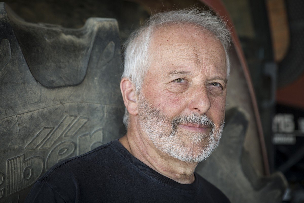 #TalDiaComAvui, el 2 d'agost de 1948 va néixer Jordi Batiste (d'Ia &amp; Batiste i Màquina!). Avui fa 75 anys! 🎂Moltes felicitats!🎂
enderrock.cat/noticia/26555/…