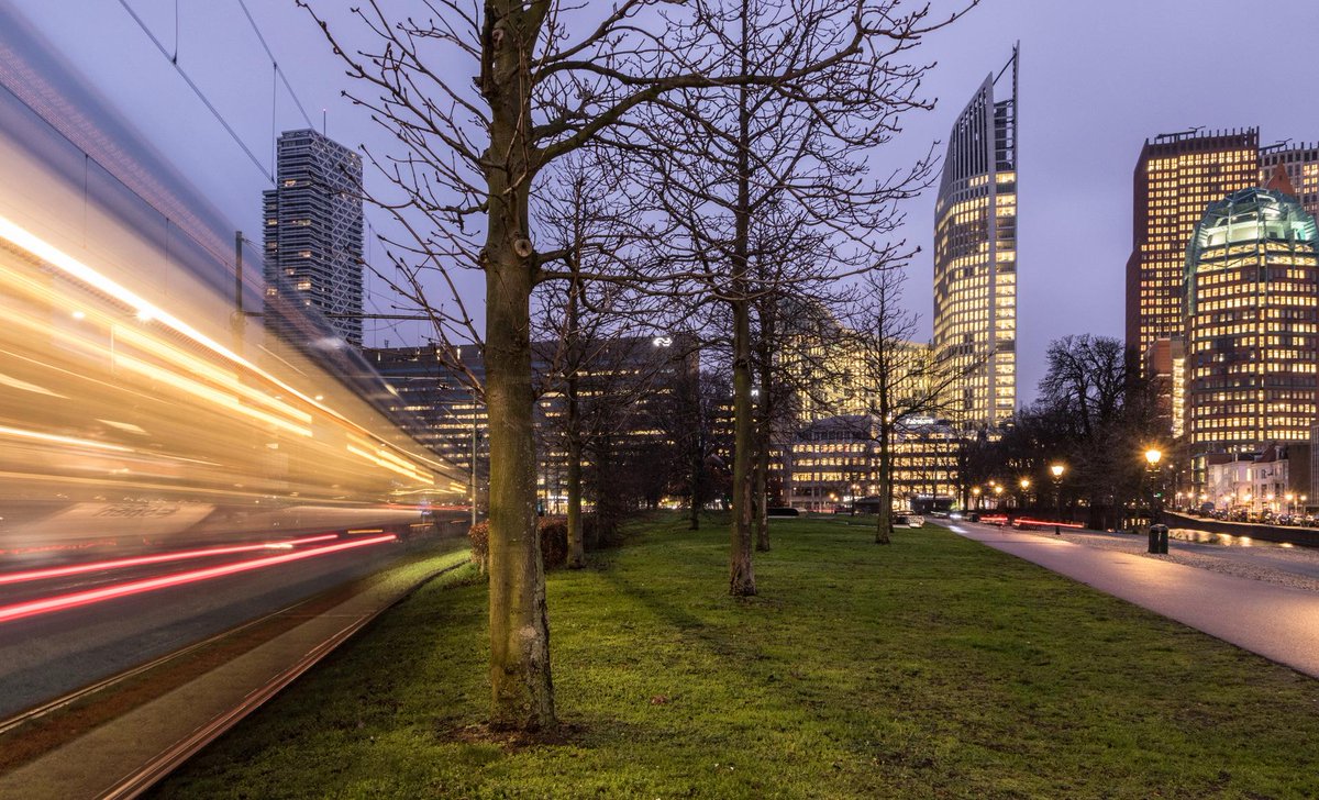 Hoe kan de overheid optimaal gebruikmaken van de wetenschap? In de ROB-lezing op 13 september analyseert <a href="/RHDijkgraaf/">Robbert Dijkgraaf</a> het samenspel tussen overheidsbeleid en wetenschap, met een co-referaat door <a href="/DykstraPearl/">Pearl Dykstra</a>. Zie voor meer informatie en aanmelden: ap.lc/PcU0h