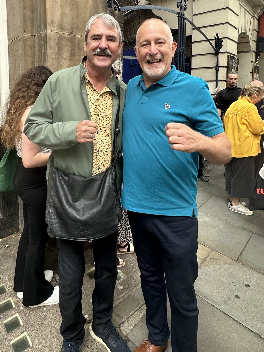 johnnydev66's tweet photo. Had a great birthday treat @crownjewelsplay yesterday, very funny and highly recommended! And it’s just struck me who @almurray reminds me of - Untouchables era Connery! Thanks for a great afternoon x https://t.co/qRevUCnptw