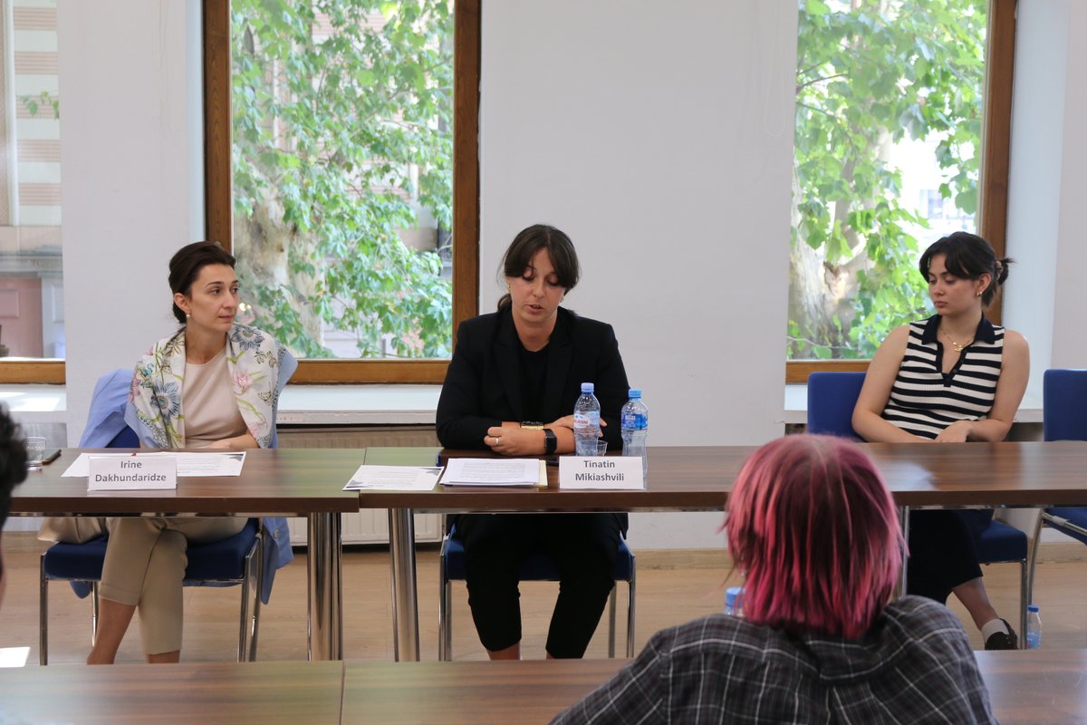 DIGeorgia_'s tweet photo. On 26-27 July, @DIGeorgia_ organized meetings with American students visiting🇬🇪 in the framework of the Critical Language Scholarship and Advanced Russian Language &amp; Area Studies Programs, sponsored by the  @StateDept and supported by @AC_Global.🇺🇸🇬🇪 https://t.co/trd6w60HtH