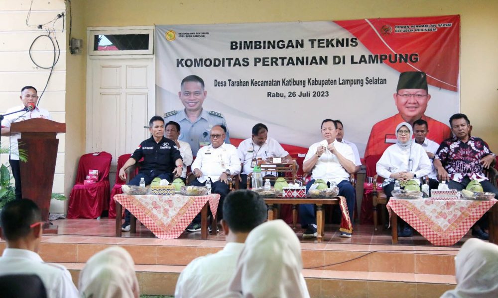 beeoneinfo's tweet photo. Gelar Bimtek Di Desa Tarahan, Ini Harapan Kepala Balai Besar BBPSIP Di Lampung Selatan https://t.co/vokHYYKStL https://t.co/0npYPWj6Kk