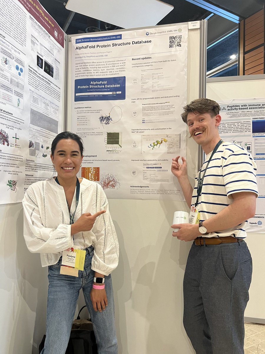 What happens when AlphaFold takes on #ISMBECCB2023? 😄 A whole lot of laughter and learning! Meet my partner-in-science, @anonymaxking! 📸 Here's a glimpse of our conference shenanigans!