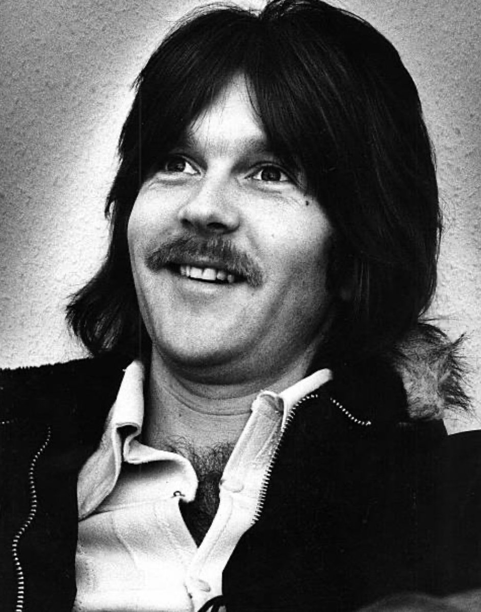 Randy Meisner #RIP Take It To The Limit youtu.be/BF_d4wEuOUg