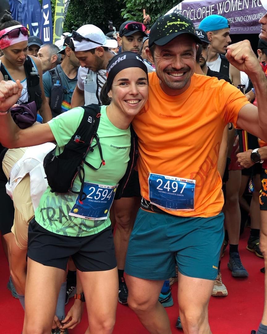 Trangoworld apuesta por un estilo rompedor en su colección de trail running 2024 | La Trail Running SS 24, basada en materiales reciclados, combina ligereza, comodidad, tratamiento antiolor (Polygiene) y un diseño vanguardista que rompe con la monotonía.
territoriotrail.es/trangoworld-es…