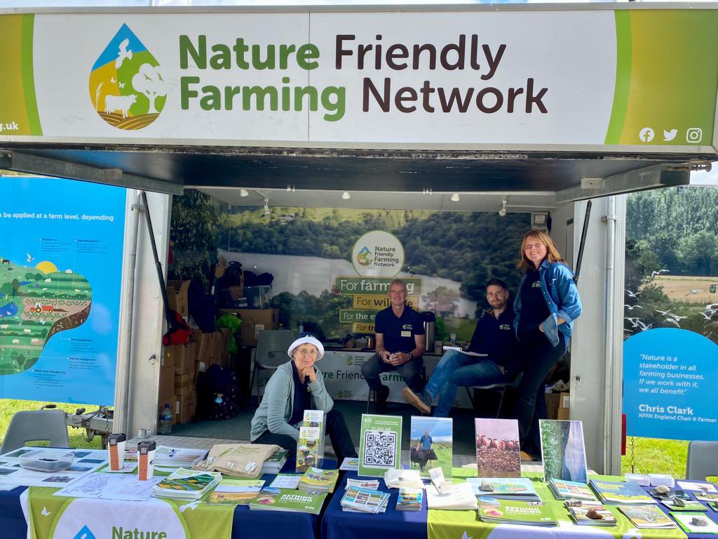 4 great days at the @royalwelshshow with @NFFNUK 🏴󠁧󠁢󠁷󠁬󠁳󠁿

Chuffed to hear from so many farmers transitioning to more regenerative farming systems 💪 

Cysgu rwan tan ‘Steddfod!