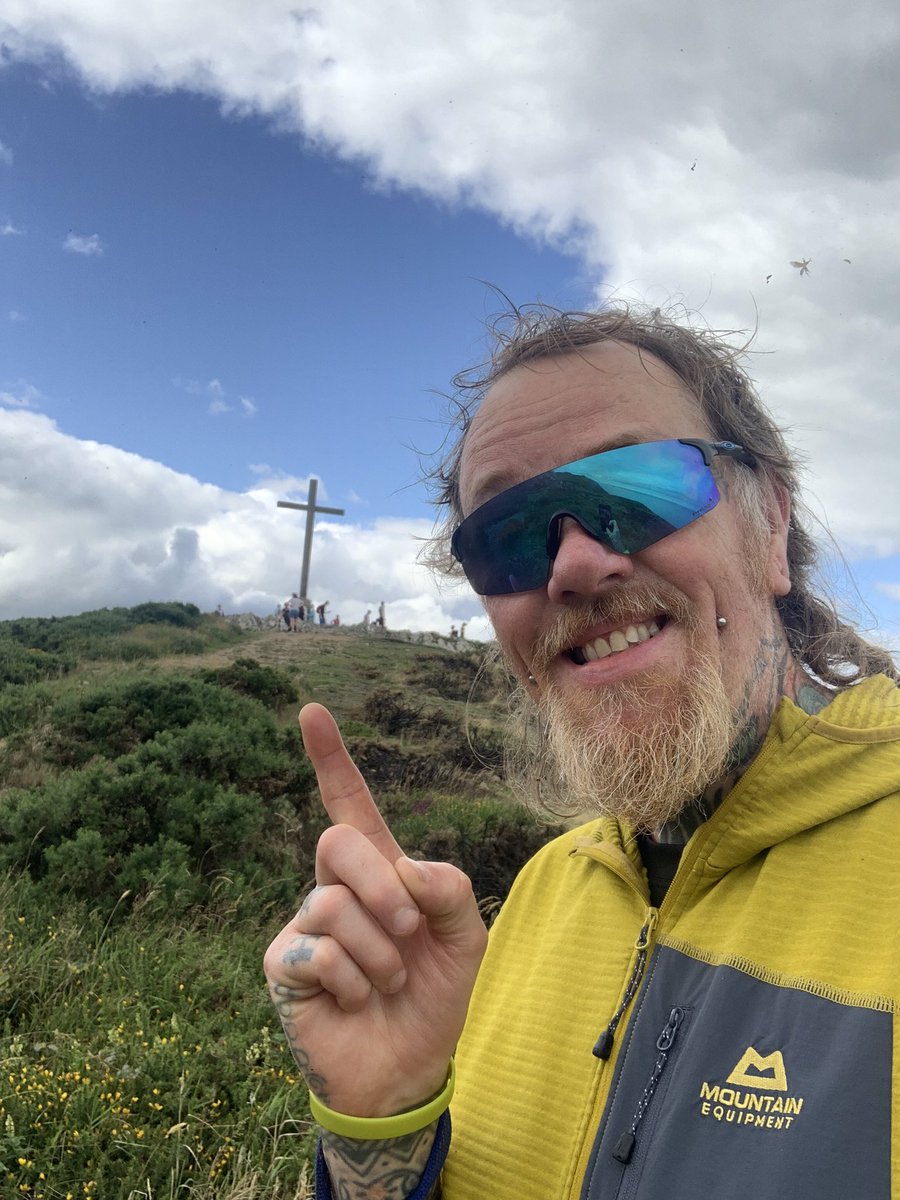 JuJuJay3's tweet photo. #petminding time! And a nice walk up onto the local hills of bray trails!
#yourpets #cat #dog #petminder https://t.co/7j0XRS4ebA