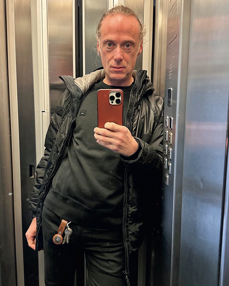 ミラノのおしゃれ番長・ジャンルカが「今イケてると思う」愛用の服、風景、友人▼

▶︎▶︎▶︎ webuomo.jp/fashion/316579…

ミラノっ子でありファッションを愛してやまないジャンルカ・カンターロ氏。 <a href="/gianluca_san/">gianluca cantaro</a> 「彼がイケてると思う」愛用の服や風景、友人…ミラノの今のおしゃれ通信！