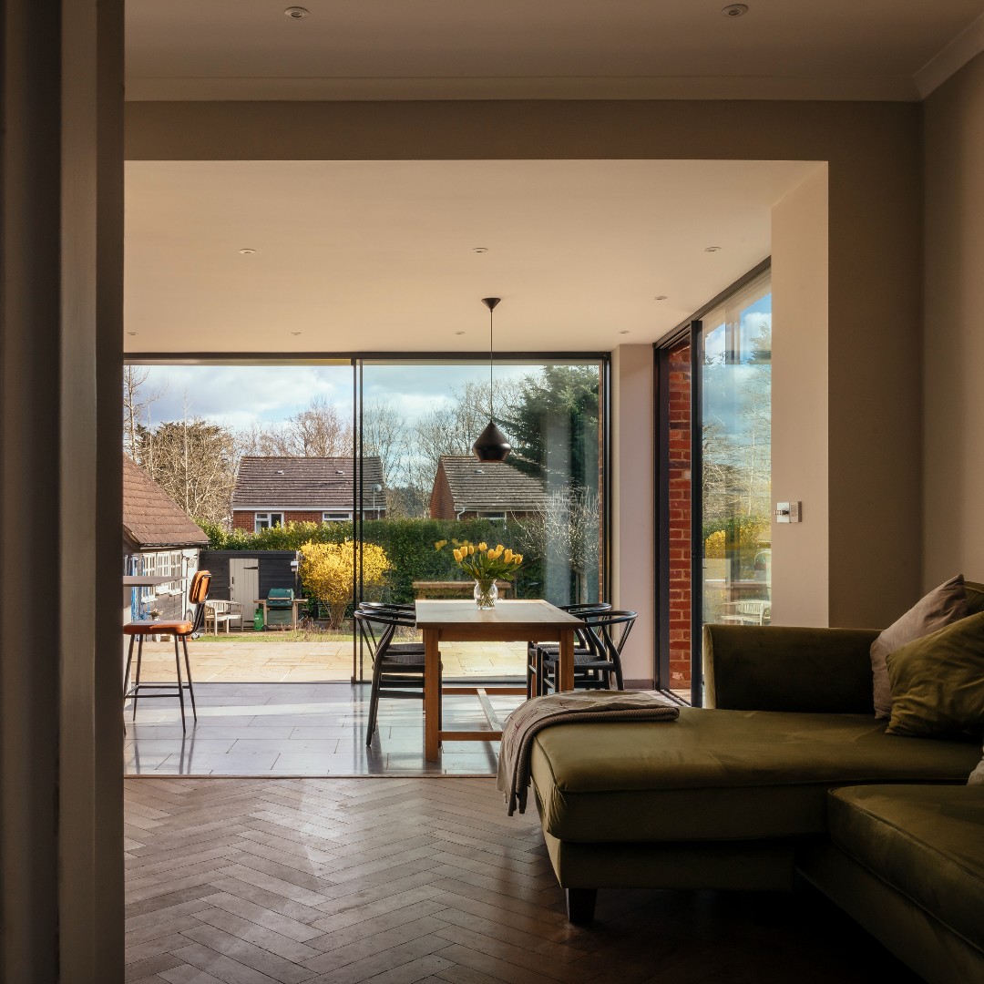minimalwindowUK's tweet photo. Here are more images of Little Marlow Road | A fantastic red bricked rear extension by IQ Glass✨
https://t.co/UrhJERZIFP
#glassextension
#glassextensiondesign
#extensiondesign
#houseextension
#homeextension
#minimalwindowsslidingglassdoors
#slimsightlines https://t.co/eGexKku72M