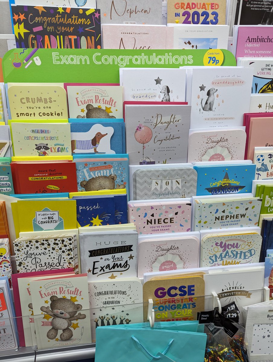 AlhambraCentre's tweet image. Congrats, Class of 2023! 🎓⁠
⁠
The years of hard work, late-night study sessions, and countless memories have led to this moment 🙌 @cardfactoryplc's selection cards and gifts are the perfect way to say congratulations 🎉
⁠
#cardfactory #GraduationGifts #ExamCongrats
