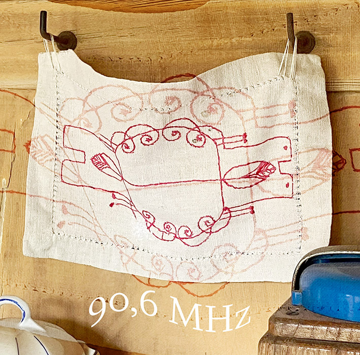 Datscha Radio has received its official (!) frequency to broadcast on the premises of the Historical Arbor Garden in Altenburg: 90.6 MHz. 
Starting August 3. More info on datscharadio.de