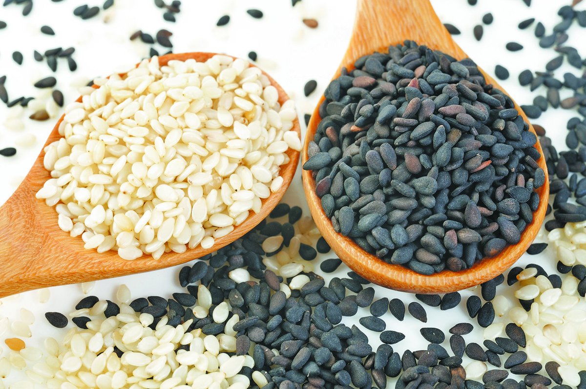 🌿 Did you know sesame seeds have been cultivated for thousands of years? Their rich history and cultural significance make them more than just a superfood – they're a symbol of tradition and taste! #SesameHistory #CulturalHeritage #AncientCrops
