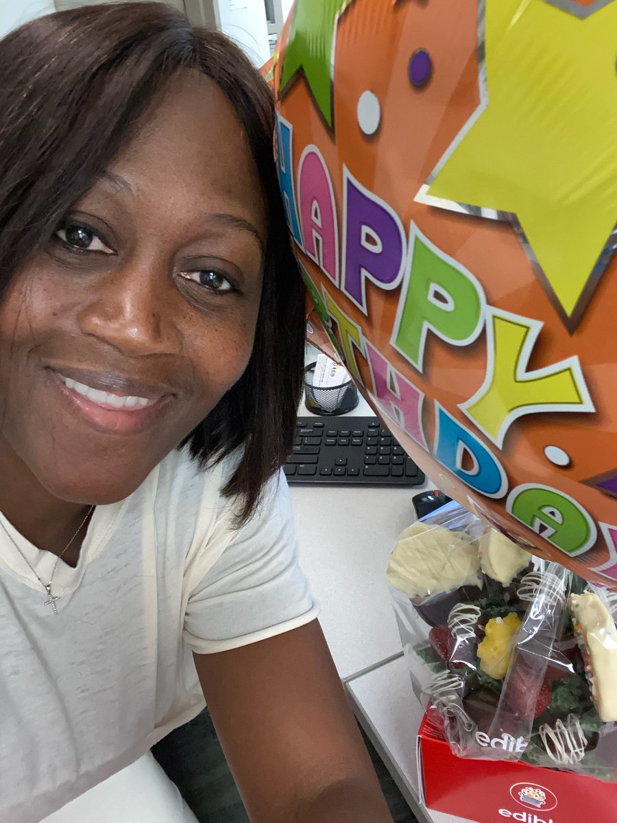 Thyais Maxwell tweet media